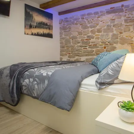 Old Center Cozy Couette-café 3*